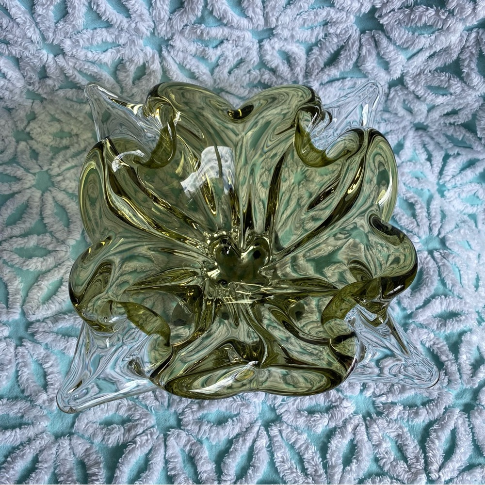 Vintage Chalet Glass Canada Ruffle‎ candy dish MCM art glass bowl